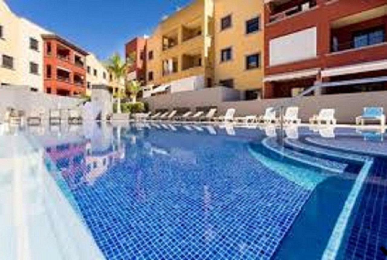 アデヘApartpool El Torreonアパートメント エクステリア 写真